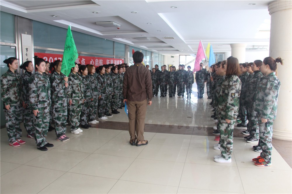 [密云白河岸邊度假村]+戰(zhàn)狼特訓一日拓展活動