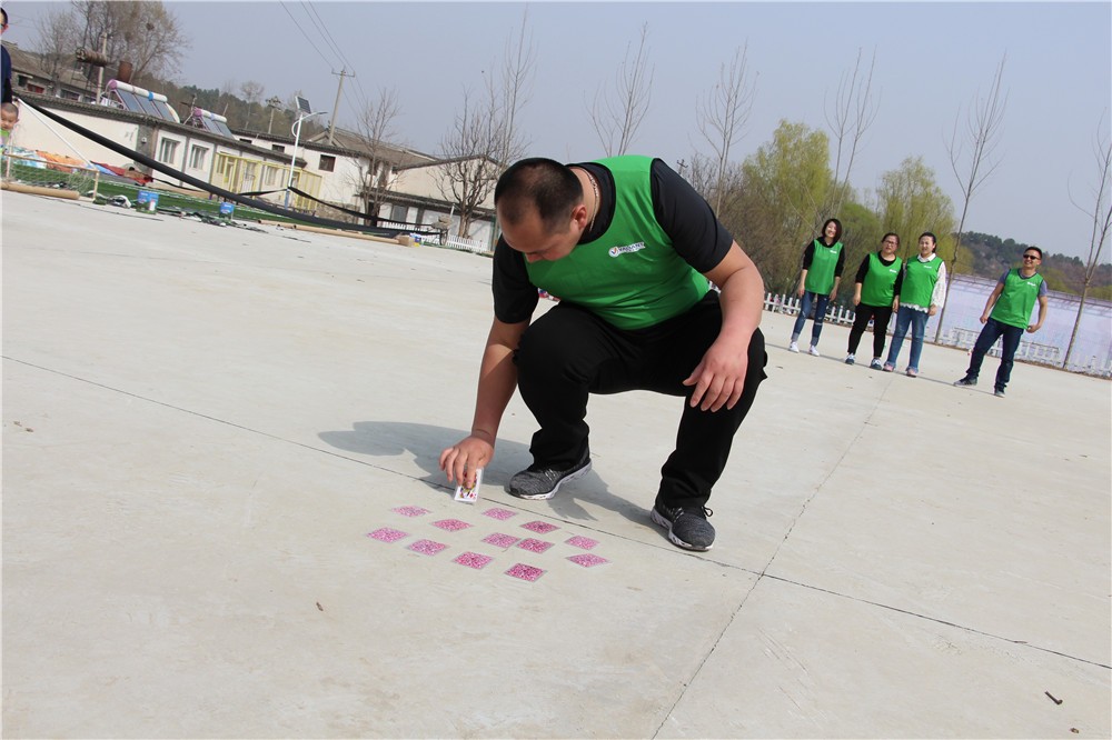 [密云白河岸邊度假村]+戰(zhàn)狼特訓一日拓展活動
