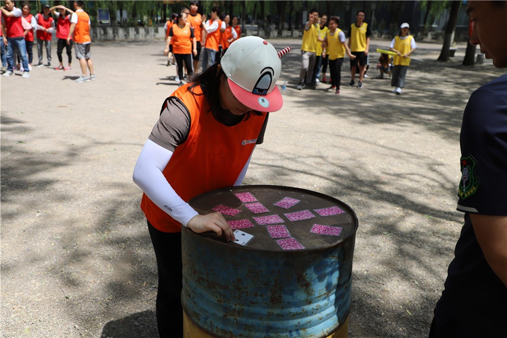 [密云白河岸邊度假村]+戰(zhàn)狼特訓一日拓展活動