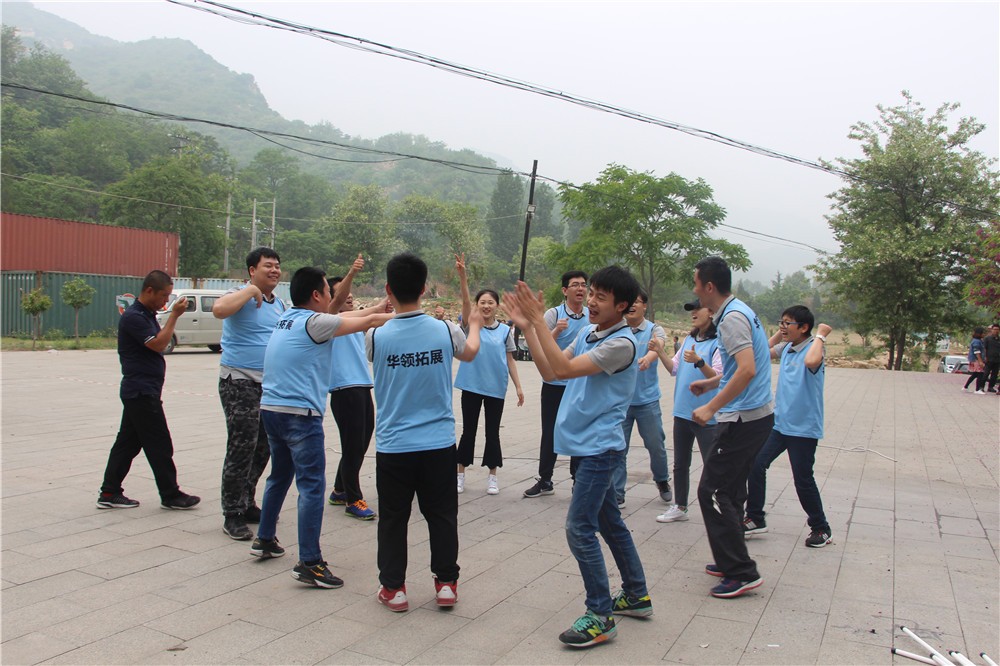 [雄安怡欣園生態(tài)旅游度假村]+場地拓展一日?qǐng)F(tuán)建