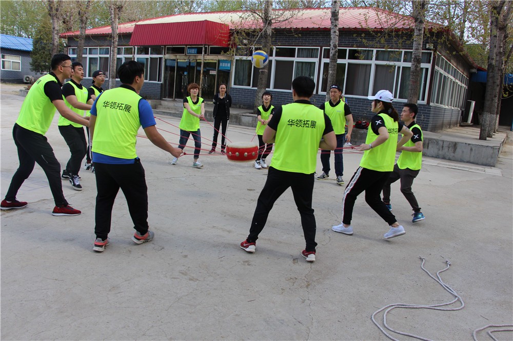 [壩上草原格?；ㄞr(nóng)莊]-戰(zhàn)狼特訓(xùn)二日團(tuán)建活動