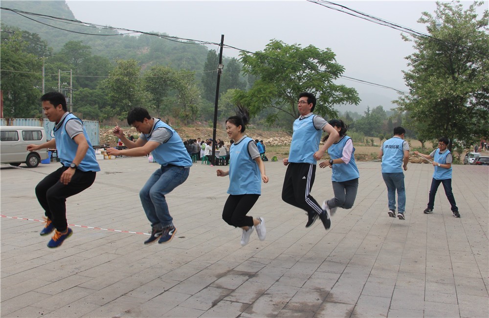 [房山北斗山莊]+場地拓展半日團建活動