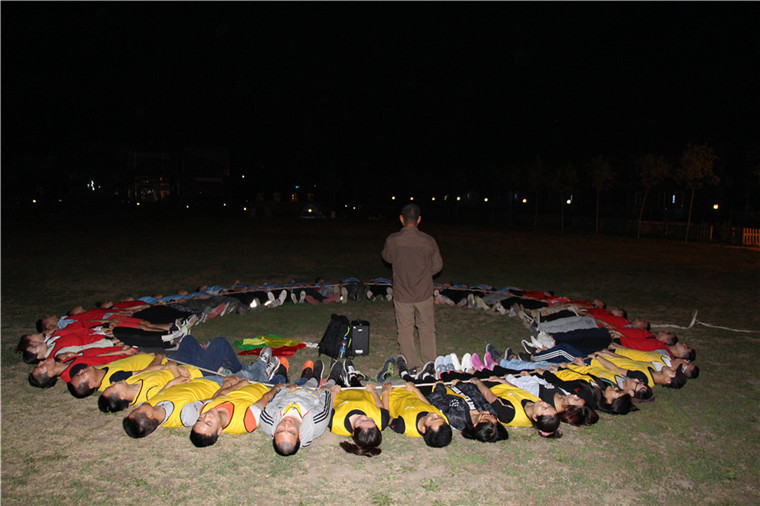 a2a234673341aaa0124e0af71b72fe0f.jpg a2a234673341aaa0124e0af71b72fe0f.jpg